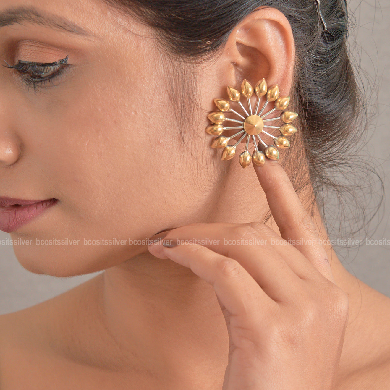 Gold Plated Dual Tone - Earstud - 1834